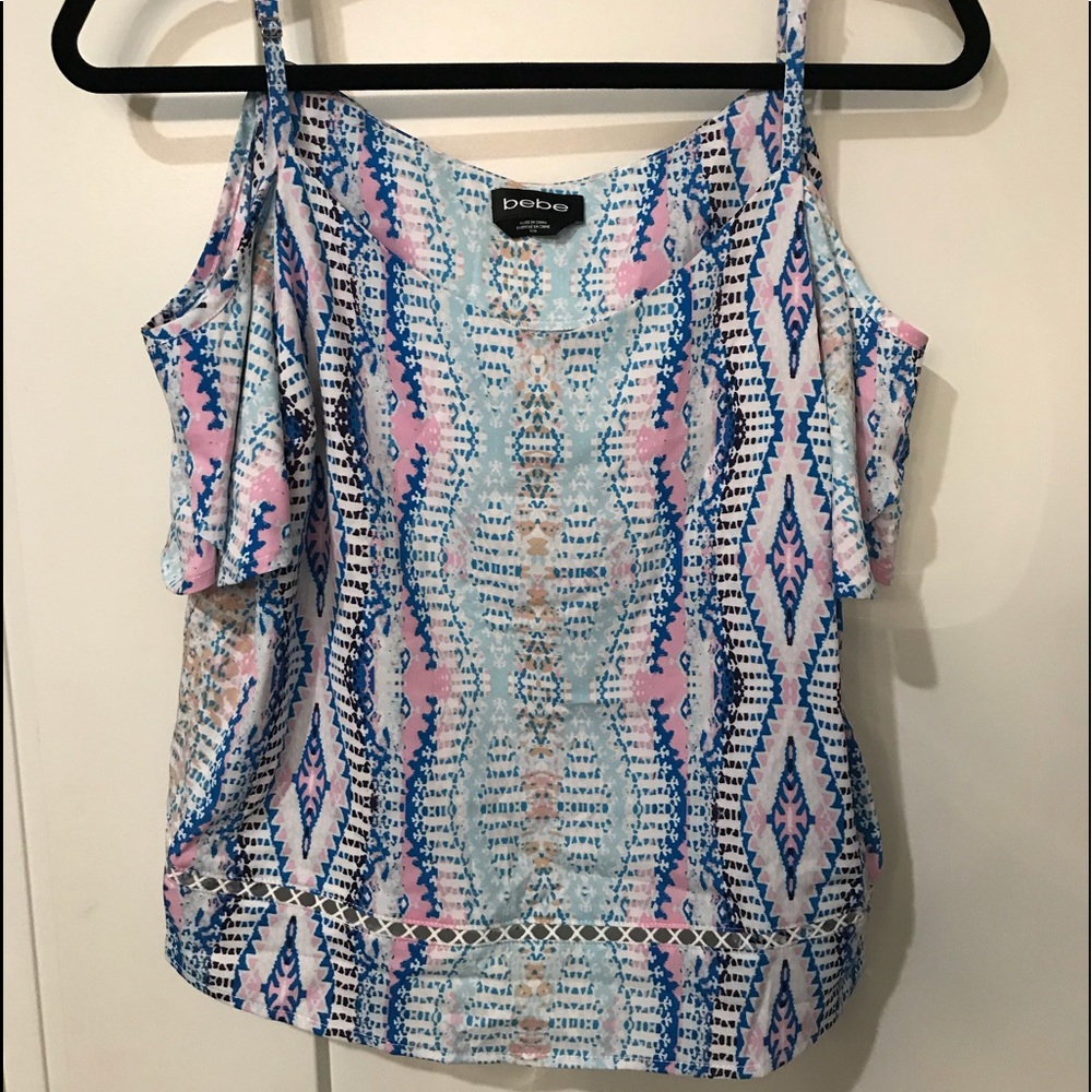 BeBe cut out shoulder top
